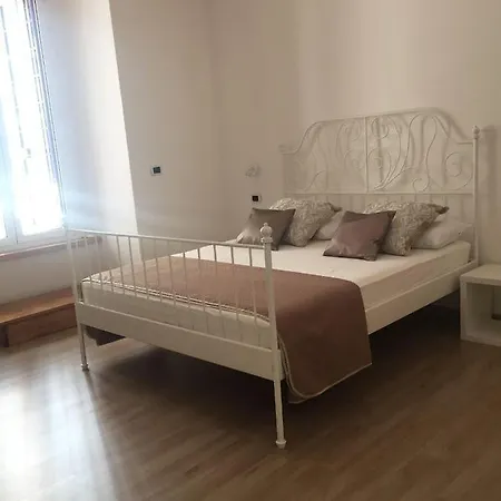 아파트 Vicino Stazione Termini E Colosseo 로마