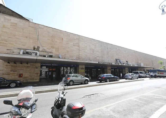 Vicino Stazione Termini E Colosseo
